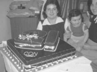 21st Birthday Con Cake